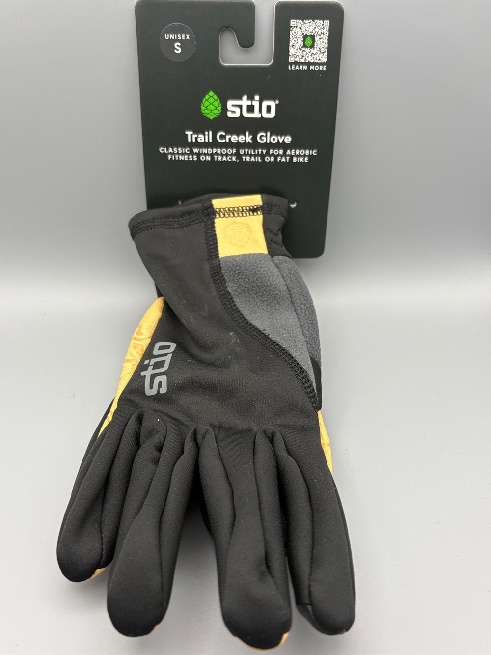 Stio Men's Black and Yellow Trail Creek Gloves